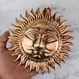 घर और ऑफिस में तांबे का सूरज लगाएं, करें करियर और मान-सम्मान की वृद्धि