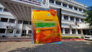 बड़ी मुश्किल में बॉलीवुड सितारे: पान मसाले में महंगा केसर मिलने पर कोर्ट ने बुलाया शाहरुख, अक्षय, अजय और टाइगर