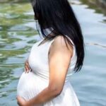 फोटोशूट में व्यस्त थी मां, इधर पूल में डूब गया बेटा—हादसे ने झकझोरा