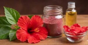 ब्यूटी रूटीन में गुड़हल क्यों है ज़रूरी? जानें स्किन और बालों के बेहतरीन लाभ