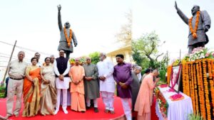 बहुगुणा जी ने उत्तर प्रदेश के विकास को प्रदान की नई ऊंचाइयां: सीएम योगी