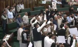 JKविधानसभा में हिंसा, ‘इजरायल मुर्दाबाद’ के नारे, BJP और कांग्रेस के विधायकों के बीच झड़प