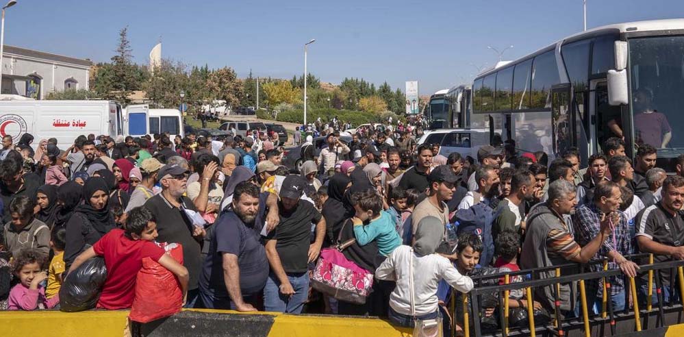 लेबनान में 10 लाख से ज्यादा लोग बेघर, UN शांति सैनिक की मौत, हालात बिगड़े