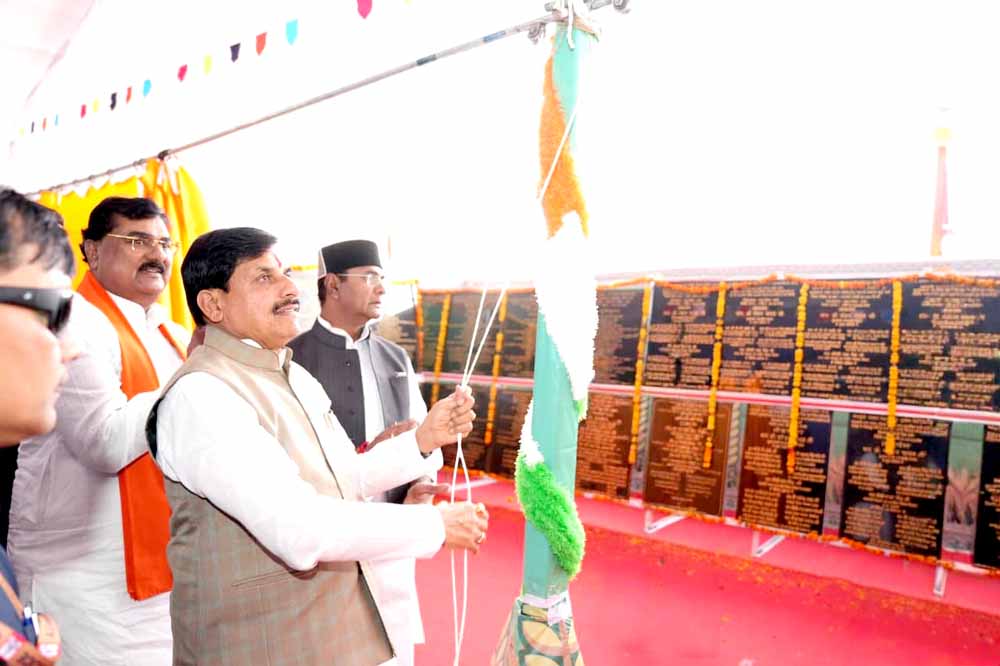 नरवाई न जलाएं किसान, पैदावार क्षमता बढ़ाने के लिए अपनाएं जैविक एवं प्राकृतिक खेती