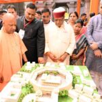 सीएम ने की स्वस्थ-समृद्ध उत्तर प्रदेश की कामना