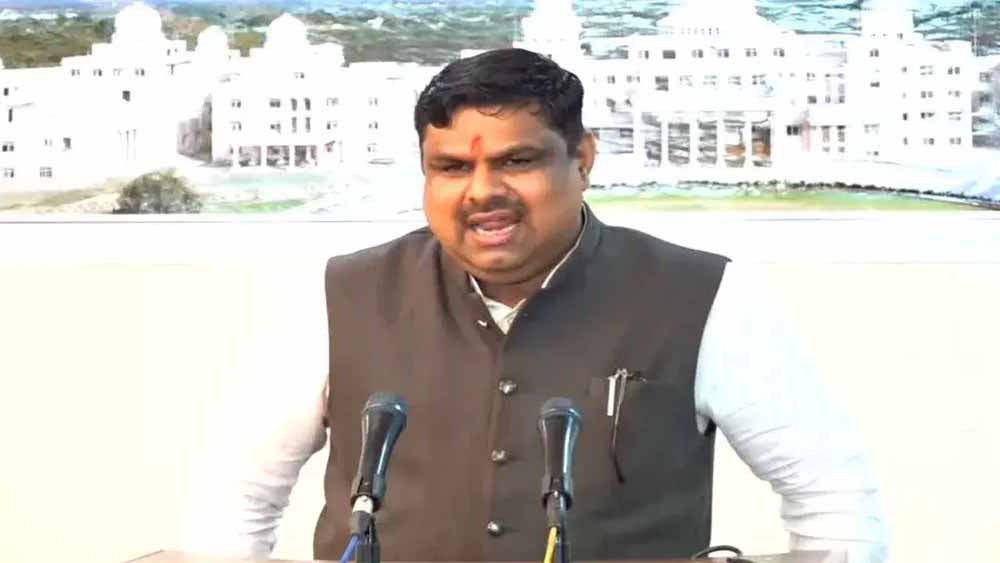 शिक्षा में बड़ा निवेश, नए स्कूल, डिजिटल पढ़ाई