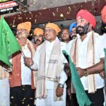 मुख्यमंत्री  साय ने होला मोहल्ला के लिए संगत बसों को हरी झंडी दिखाकर किया रवाना