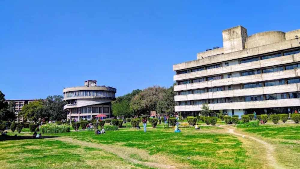 कैंपस सुरक्षा पर सवाल: पंजाब यूनिवर्सिटी में बेलगाम अपराध, बाहरी तत्व सक्रिय