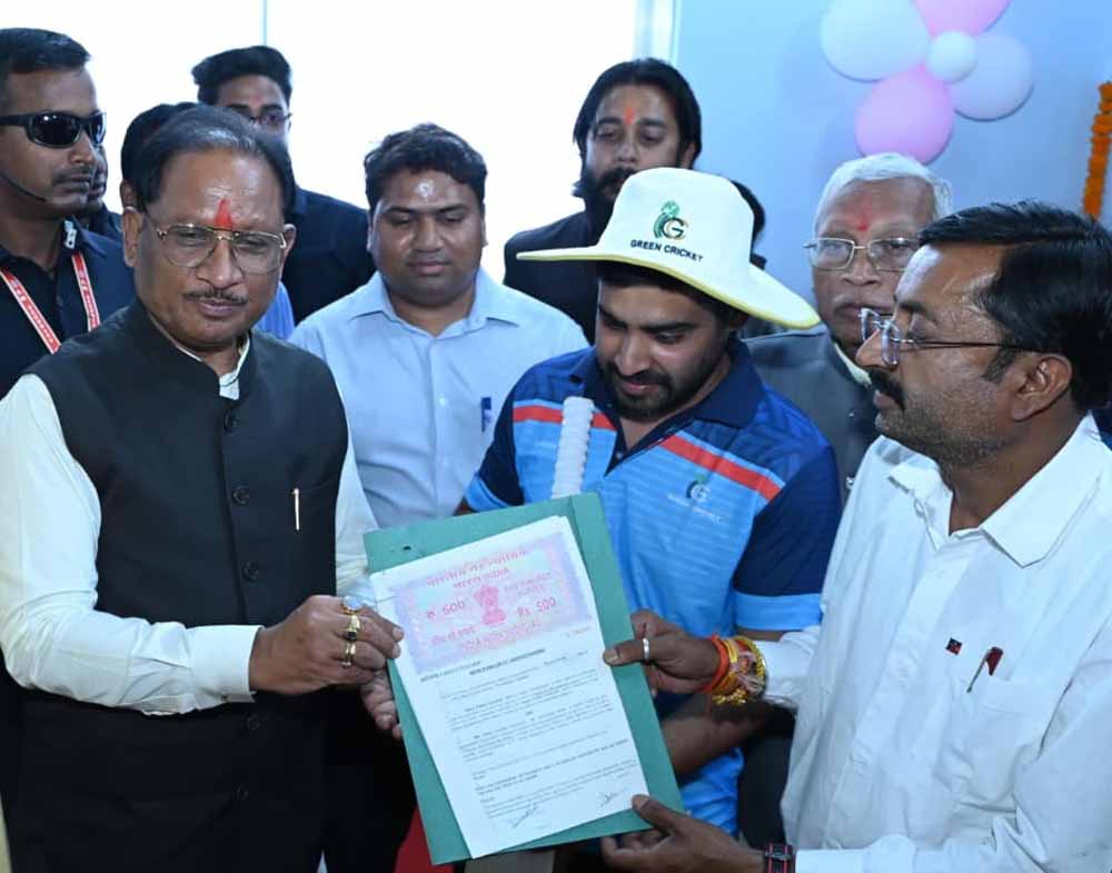 मुख्यमंत्री  विष्णु देव साय ने आज जशपुर में क्रिकेट एकेडमी का किया शुभारंभ