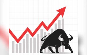 आखिरी घंटे में पलटी बाजी, शेयर बाजार ने दिखाई ताकत, सेंसेक्स 900 अंक बढ़ा