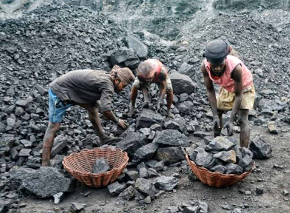 ऊर्जा क्षेत्र को बड़ी मजबूती, देश में कोयला उत्पादन 200 मिलियन टन के पार: केंद्र