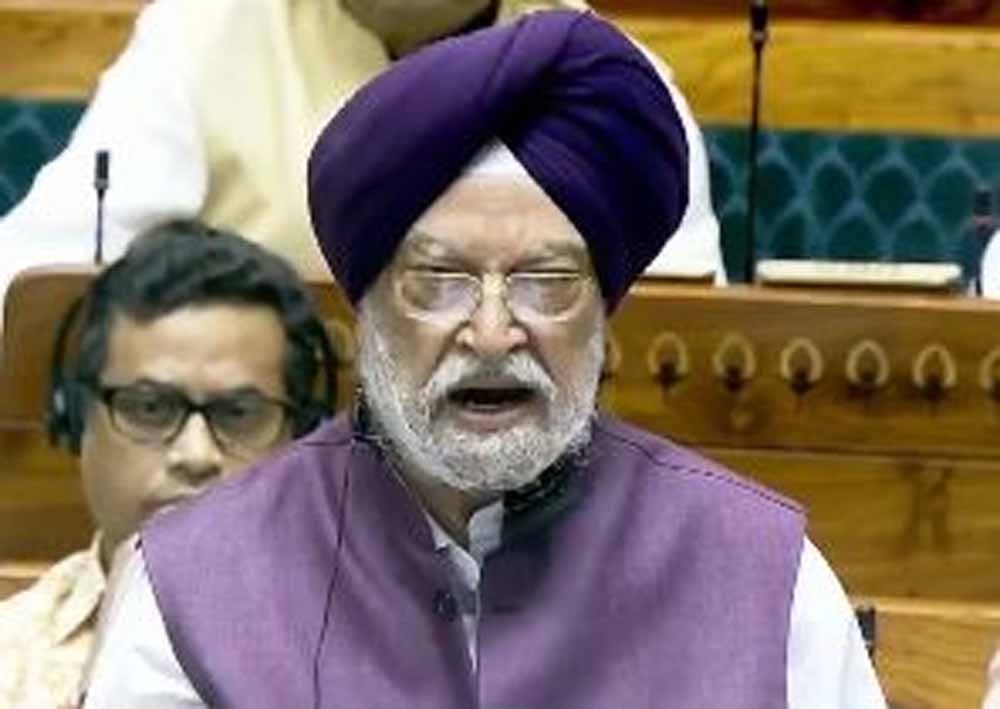 सरकार का बड़ा दावा: 5 दिनों में 28% बढ़ा LPG उत्पादन, सिलेंडर डिलीवरी हुई तेज