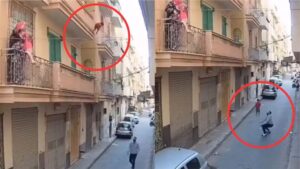 मौत के मुंह से बची बच्ची: दूसरी मंजिल से गिरते ही 17 साल के लड़के ने थामा, वीडियो वायरल