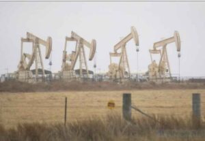 मिडिल ईस्ट तनाव के बीच राहत, भारी तेजी के बाद थमा कच्चे तेल का रुख