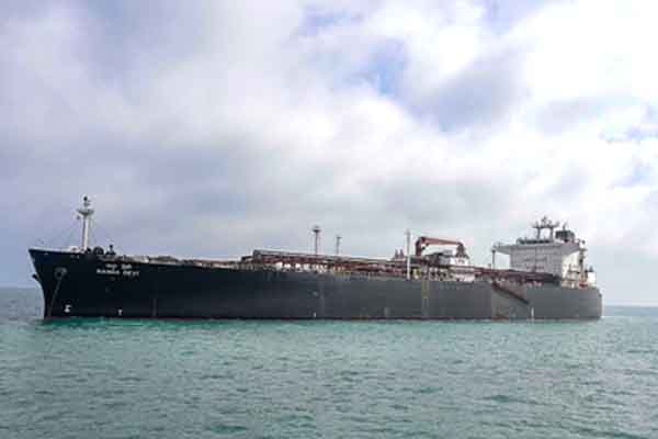 संघर्ष के साये में तेल आपूर्ति जारी, भारत आ रहे जहाज होर्मुज जलडमरूमध्य से गुजरेंगे