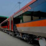 होली के बाद बड़ी सौगात: Modern Coach Factory (Raebareli) में तैयार 16 डिब्बों वाली वंदे भारत ट्रेन का ट्रायल तेज