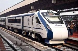 केंद्र सरकार का तोहफा: अमृतसर से कटरा के बीच वंदे भारत ट्रेन नए मार्ग पर दौड़ेगी