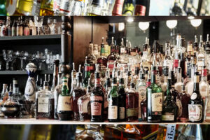 शराब दुकानों के ठेके का 8वां चरण शुरू, अब एकल दुकान के लिए भी आवेदन कर सकते हैं: प्रदेश में नया बदलाव