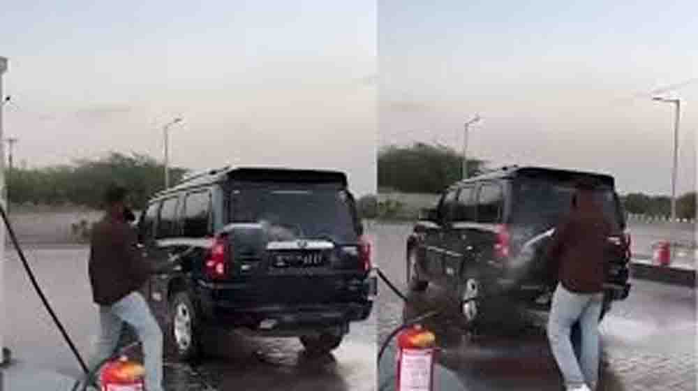 फेमस होने का खतरनाक जुनून, पेट्रोल पंप पर डीजल से नहलाई कार, राजस्थान के दो युवक गिरफ्तार