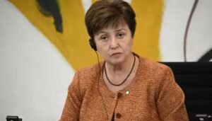 IMF ने कहा: भारत दोगुनी गति से बढ़ रहा है, पाकिस्तान को कर्ज देने वाले देश का हाल