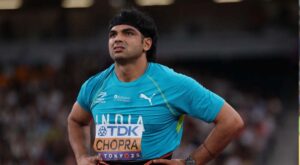 कोच नवल सिंह पर नीरज चोपड़ा और सुमित अंतिल का गंभीर आरोप: मानसिक उत्पीड़न और परिवार को गालियां