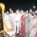 रायपुर में ट्रैफिक सिग्नल पर शेड का निर्माण, अब धूप और बारिश में प्रतीक्षा करना होगा आरामदायक