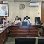 समय-सीमा बैठक में कलेक्टर सख्त, डीएमएफ कार्यों पर कड़ी निगरानी