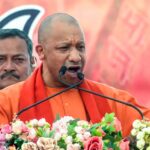 योगी ने बंगाल में तृकां को घेरा, बोले- राम के नाम और दुर्गा पूजा से ममता दीदी को नफरत, सड़कों पर कराती हैं इफ्तार पार्टी