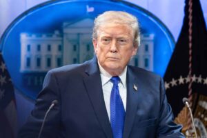 “हम नहीं रुकेंगे”: ईरान के खिलाफ रणनीति जारी रखने पर अडिग ट्रंप