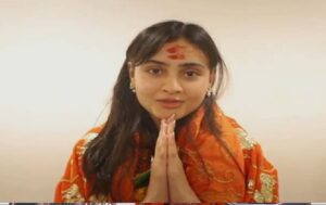 एक्ट्रेस जानकी बोदीवाला पहुंची बाबा महाकाल के दर, नंदी महाराज से की मनोकामना की प्रार्थना