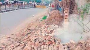 धनबाद-बोकारो सड़क हादस,गैस रिसाव और भू-धंसान के बाद विस्थापन ही अंतिम विकल्प