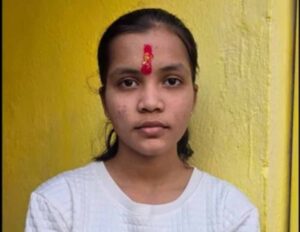 छत्तीसगढ़ टॉपर्स में चमकी कवर्धा की रिया, 98.83% अंक लेकर बनीं सेकंड टॉपर