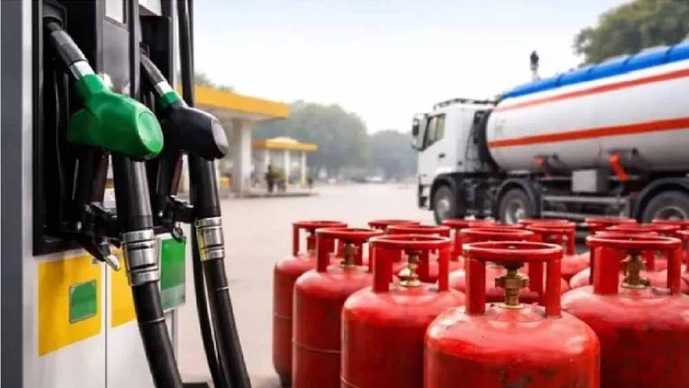 Fuel Crisis की खबरें बेबुनियाद: छत्तीसगढ़ सरकार ने स्टॉक पूरा बताया, अफवाहों से बचने की अपील