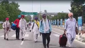 पाकिस्तान यात्रा से लौटे श्रद्धालु: बैसाखी पर्व पर गुरुधामों के दर्शन, सकुशल पूरी हुई यात्रा