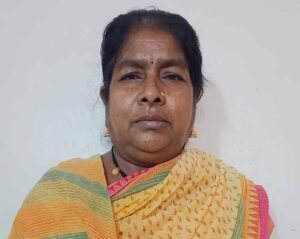 आर्थिक संकट के अंधेरे से उबरकर रोशन हुआ कुसुम बाई का घर