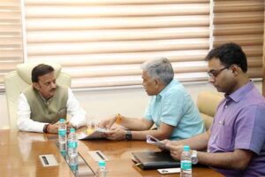 रीवा शहर में जल प्रदाय योजना एवं सीवरेज सिस्टम कार्यों की वृहद समीक्षा की