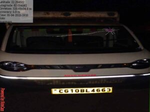 वन विभाग की बड़ी कार्रवाई, लकड़ी से भरा पिकअप वाहन पकड़ा गया