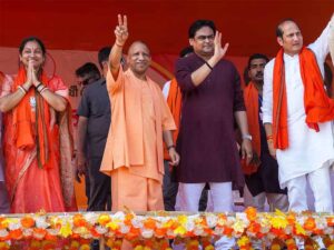 ममता दीदी की चिंता, हिंदू अधिक हुए तो सड़कों पर कैसे होगी इफ्तारी: सीएम योगी