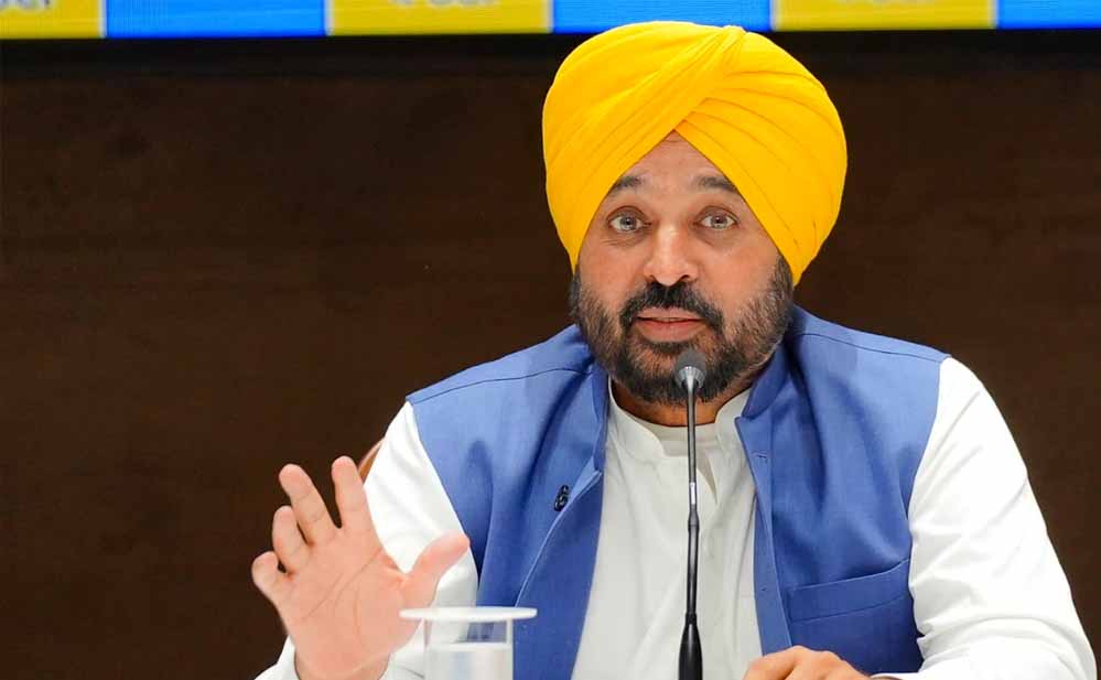 28 हजार कर्मचारियों से हर घर का सर्वे, जानें मान सरकार के इस बड़े कदम के पीछे की रणनीति