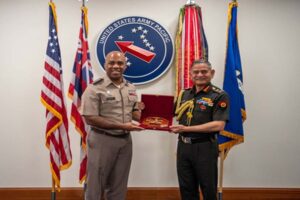 एयर विजिट में बड़ा संदेश: भारत-अमेरिका रिश्ते मजबूत, इंडो-पैसिफिक सुरक्षा पर जोर