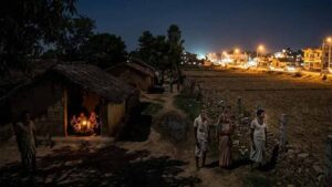 बिहार में उजाला, झारखंड के गांव अंधेरे में: प्रतापपुर के ग्रामीणों का फूटा गुस्सा