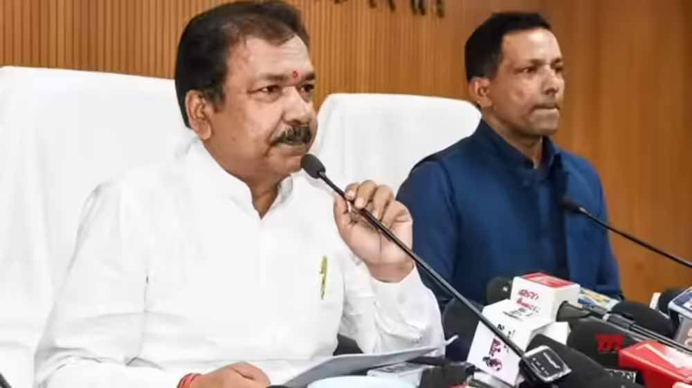 भ्रष्टाचार और लापरवाही पर गिरी गाज, राजस्व विभाग में सख्त कार्रवाई