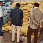 रायपुर में खाद दुकानों पर कार्रवाई, लक्ष्मी ट्रेडर्स का लाइसेंस निलंबित; कई विक्रेताओं को नोटिस