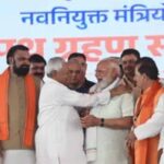गांधी मैदान में भव्य शपथ ग्रहण, पीएम मोदी ने नीतीश कुमार से दिखाया गर्मजोशी भरा रिश्ता