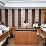 लोक निर्माण विभाग के सचिव ने निर्माणाधीन पुलों के कार्यों की प्रगति की समीक्षा की