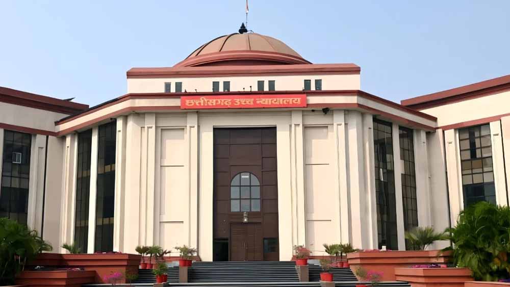 फर्जी दस्तावेज के सहारे नौकरी की कोशिश पड़ी भारी, हाईकोर्ट ने डॉक्टर की याचिका की रद्द