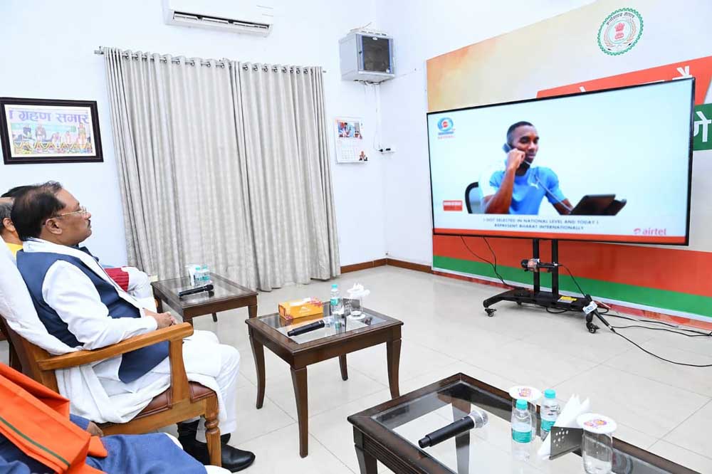 प्रधानमंत्री  नरेंद्र मोदी ने युवा धावक अनिमेष कुजूर की ऐतिहासिक उपलब्धि और मल्हार की सांस्कृतिक धरोहर का किया उल्लेख