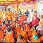 मतांतरण छोड़ 50 लोगों ने अपनाया हिंदू धर्म, तेंदुआ धाम में भावुक दृश्य