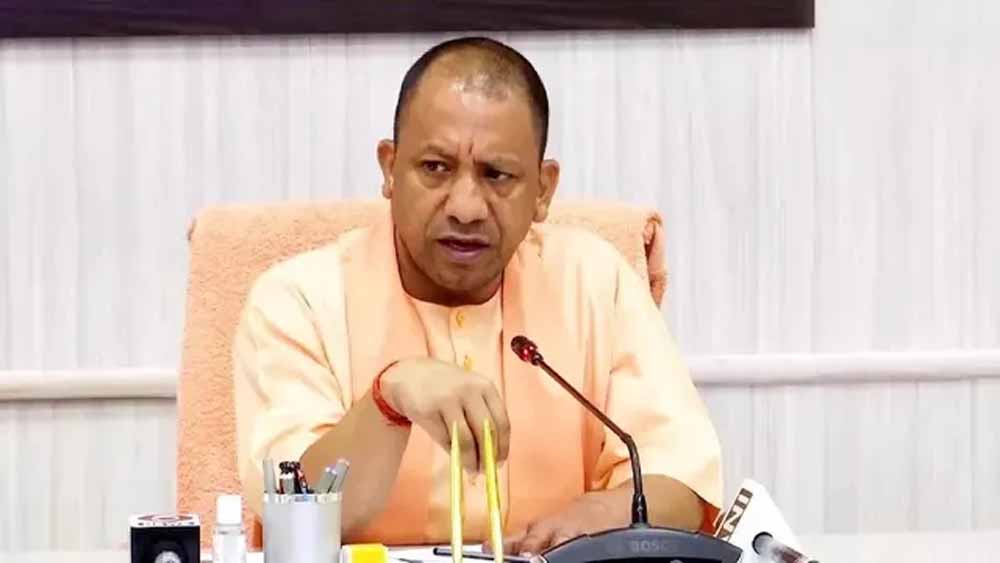 भीषण गर्मी से निपटने की तैयारी तेज, अस्पतालों और बिजली व्यवस्था पर सीएम योगी की नजर