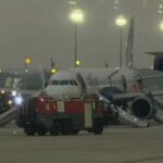 उड़ान से पहले IndiGo प्लेन में धुआं फैलने से हड़कंप, एयरपोर्ट स्टाफ ने संभाला मोर्चा